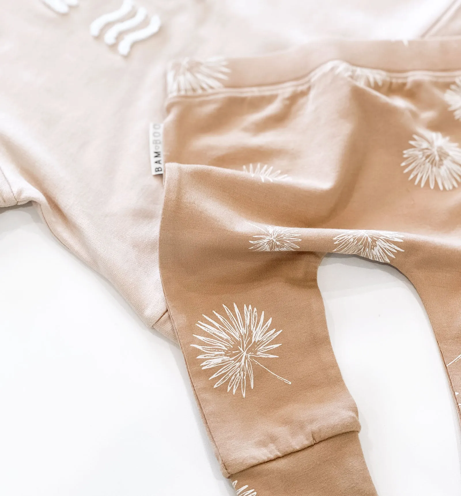 Palm Fan Leggings