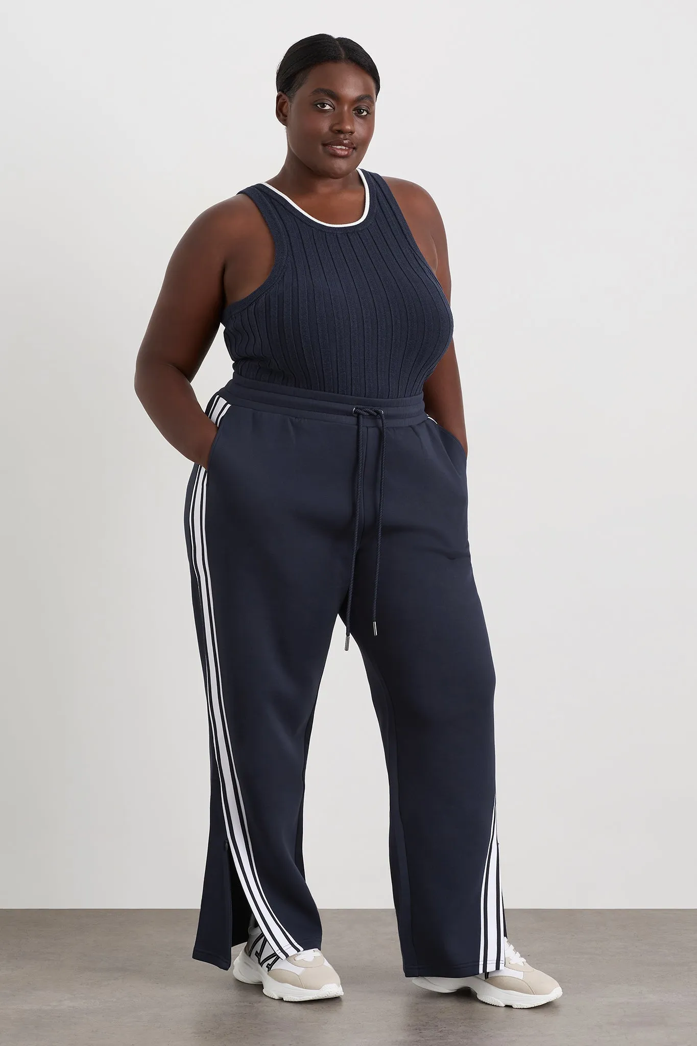 Panel Trackpant 504