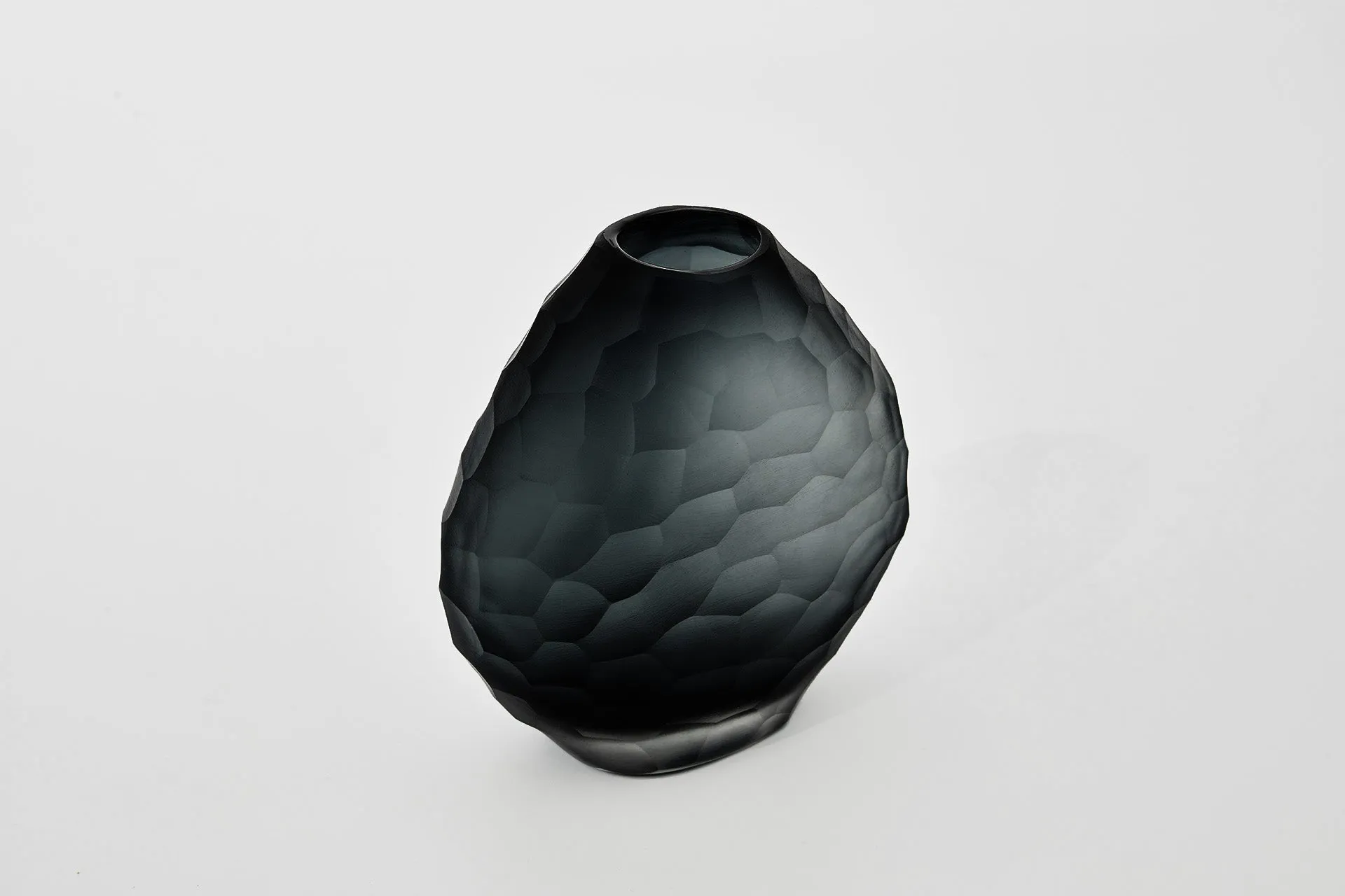 The Foundry House Calypso Dark Smoke Vase Glass