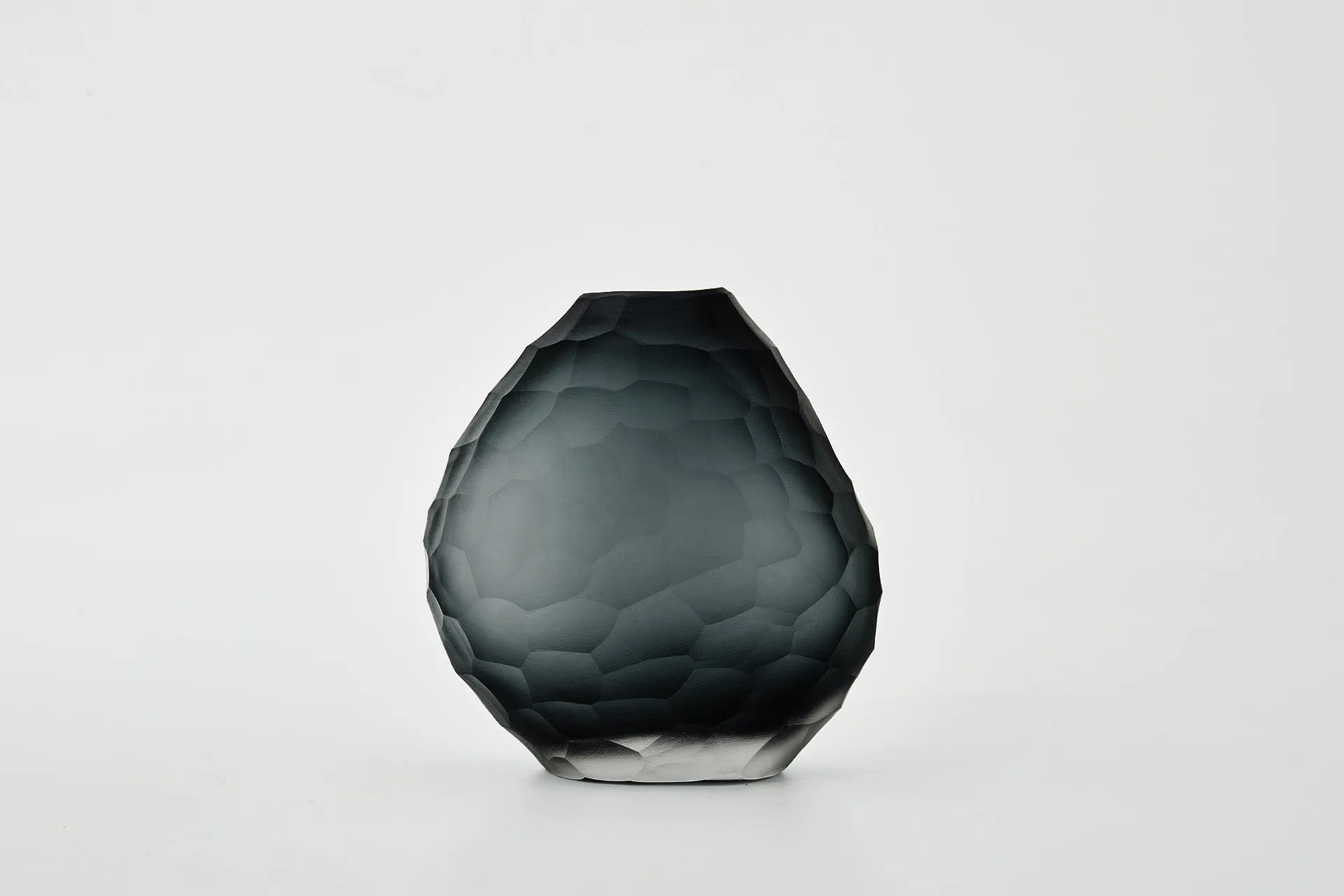 The Foundry House Calypso Dark Smoke Vase Glass